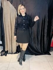 Taşlı Düğmeli Yumoş Kısa Hırka