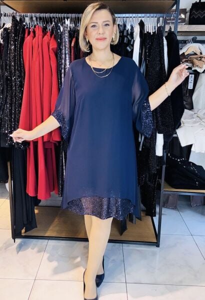 Lacivert Payet Detaylı Büyük Beden Şifon Elbise