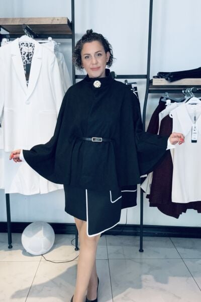 Gold Çıtçıtlı Siyah Kemerli Panço